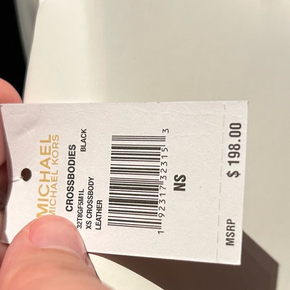 Michael kors leather purse ( brand new ) - Picture 7 of 7